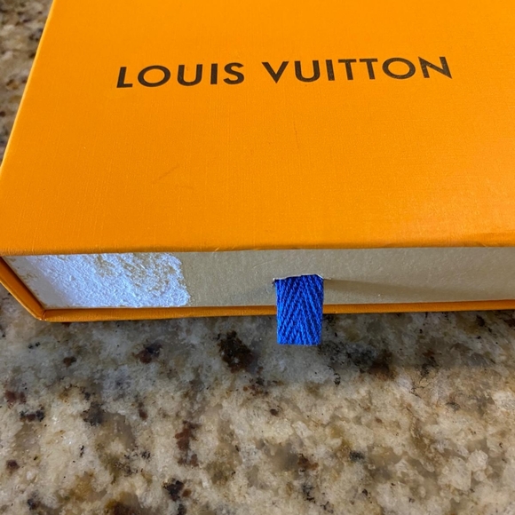 Louis Vuitton box - Picture 2 of 6